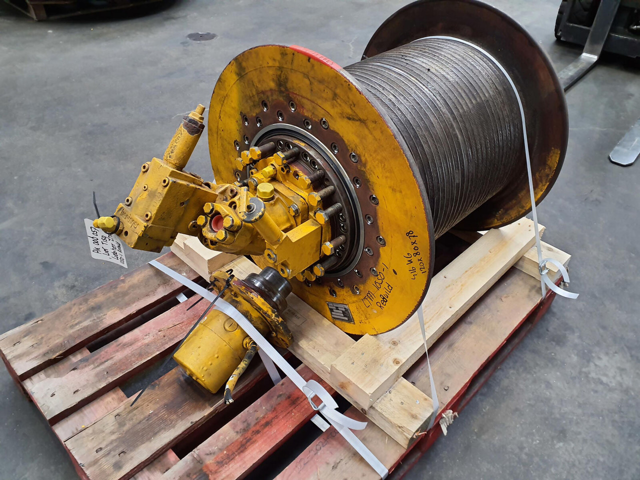 Liebherr LTM 1050-1 winch - Vitel za Avtodvigalo: slika 1 Liebherr LTM 1050-1 winch - Vitel za Avtodvigalo: slika 1