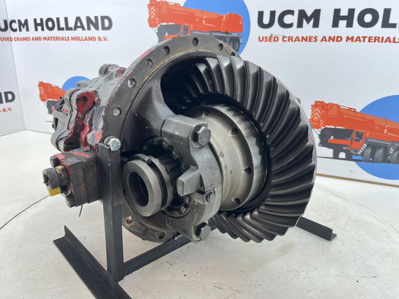 Liebherr LTM 1060 mid differential 13x35 axle 3 - Diferencialni menjalnik za Avtodvigalo: slika 1 Liebherr LTM 1060 mid differential 13x35 axle 3 - Diferencialni menjalnik za Avtodvigalo: slika 1