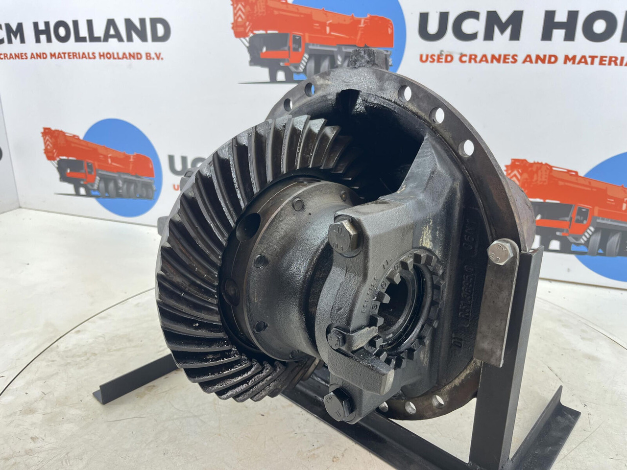 Liebherr LTM 1080 end differential 16x39 axle 4 - Diferencialni menjalnik za Avtodvigalo: slika 2 Liebherr LTM 1080 end differential 16x39 axle 4 - Diferencialni menjalnik za Avtodvigalo: slika 2