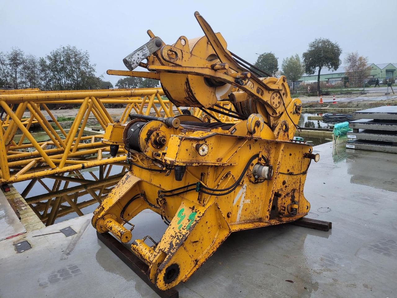 Liebherr LTM 1300 luffing jib winch with frame - Vitel za Avtodvigalo: slika 1 Liebherr LTM 1300 luffing jib winch with frame - Vitel za Avtodvigalo: slika 1