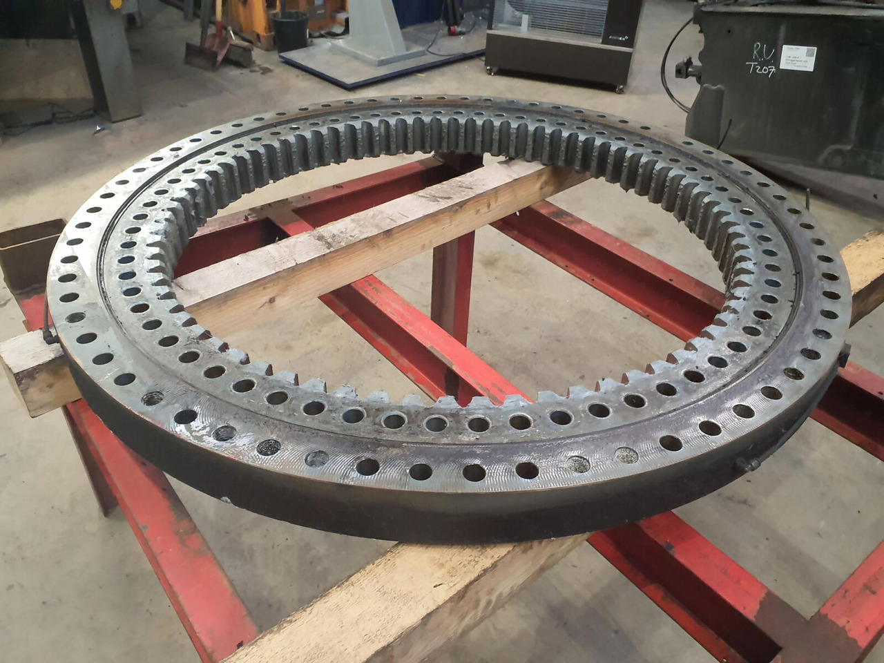 Liebherr MK 88 slewing ring - Pokrivni obroč za Avtodvigalo: slika 2 Liebherr MK 88 slewing ring - Pokrivni obroč za Avtodvigalo: slika 2