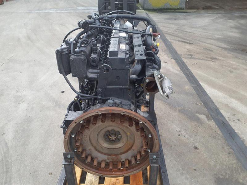 MAN Compact truck CT2 engine MAN D0836/LF01 - Motor za Žerjav: slika 4 MAN Compact truck CT2 engine MAN D0836/LF01 - Motor za Žerjav: slika 4