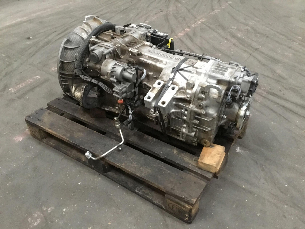 Mercedes-Benz GMK 4100, 4100-L, 5095, 5110-1, 5130 -2 gearbox G240-16 - Menjalnik za Avtodvigalo: slika 4 Mercedes-Benz GMK 4100, 4100-L, 5095, 5110-1, 5130 -2 gearbox G240-16 - Menjalnik za Avtodvigalo: slika 4