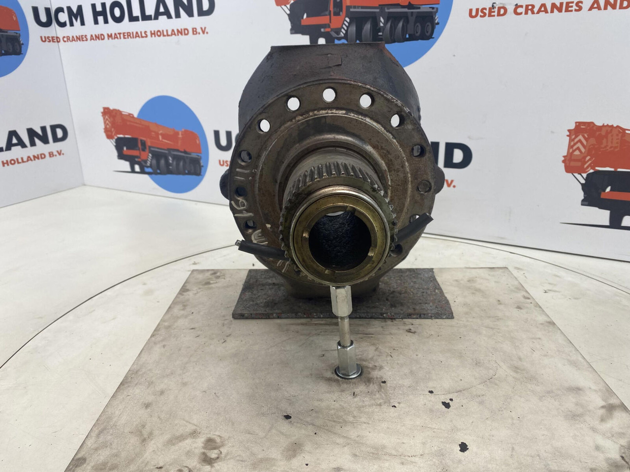 PPM 280 ATT Steering knuckle 16 holes axle 2 - Premnik za Žerjav: slika 2 PPM 280 ATT Steering knuckle 16 holes axle 2 - Premnik za Žerjav: slika 2