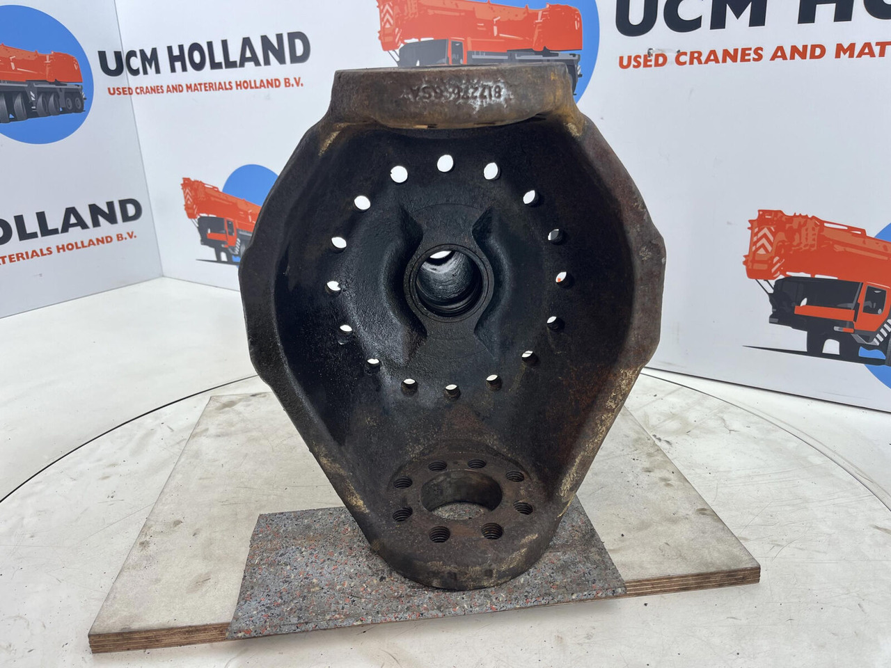 PPM ATT 400 Steering knuckle 16 holes axle 1 - Premnik za Žerjav: slika 5 PPM ATT 400 Steering knuckle 16 holes axle 1 - Premnik za Žerjav: slika 5