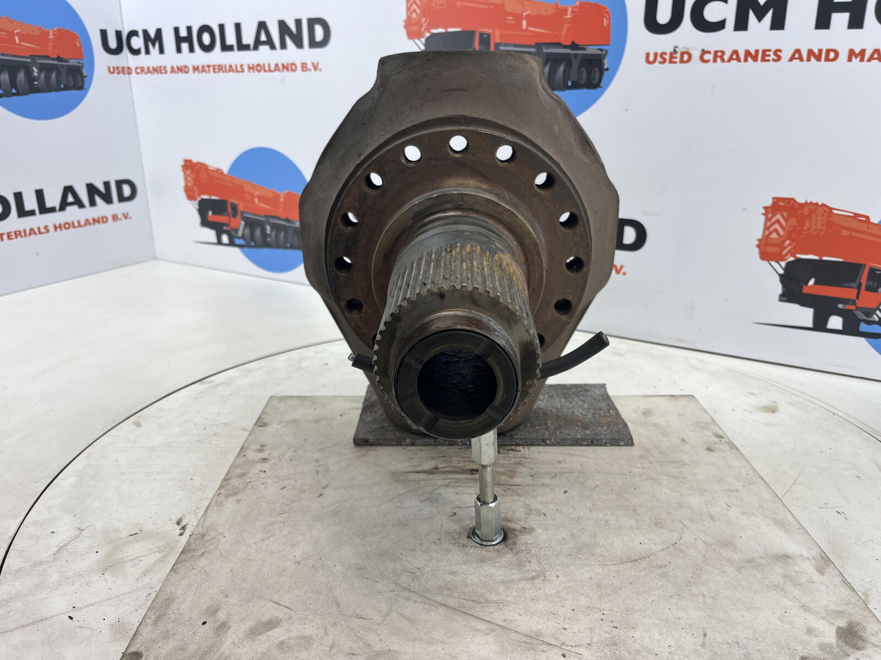 PPM ATT 400 Steering knuckle 16 holes axle 1 - Premnik za Žerjav: slika 2 PPM ATT 400 Steering knuckle 16 holes axle 1 - Premnik za Žerjav: slika 2