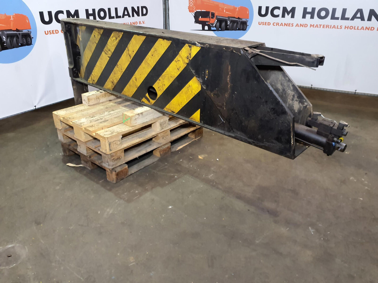 Terex AC 100 outrigger beam complete rear - Vzmetenje za Avtodvigalo: slika 3 Terex AC 100 outrigger beam complete rear - Vzmetenje za Avtodvigalo: slika 3