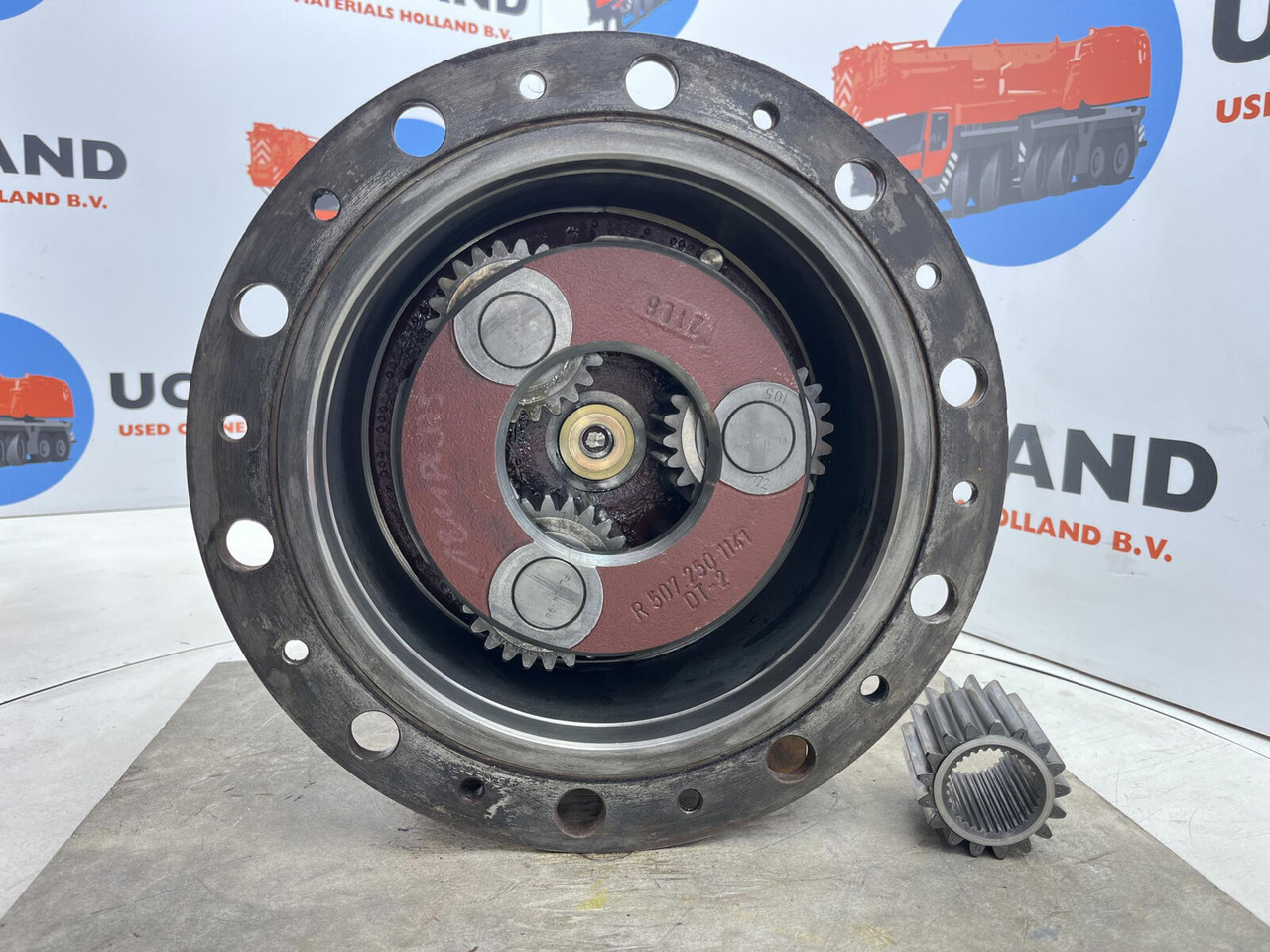 Terex AC 155 Planetary gear 17-24-67-32-3pl-H136-46 - Bočni reduktor za Avtodvigalo: slika 4 Terex AC 155 Planetary gear 17-24-67-32-3pl-H136-46 - Bočni reduktor za Avtodvigalo: slika 4