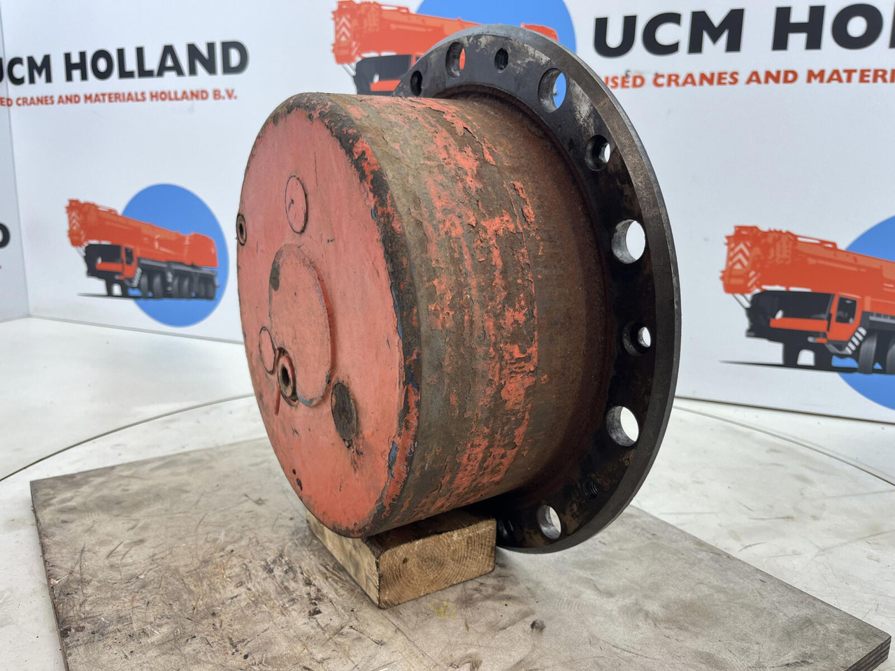 Terex AC 155 planetary gear 17-24-67-32-3pl-H135-46 - Bočni reduktor za Avtodvigalo: slika 2 Terex AC 155 planetary gear 17-24-67-32-3pl-H135-46 - Bočni reduktor za Avtodvigalo: slika 2