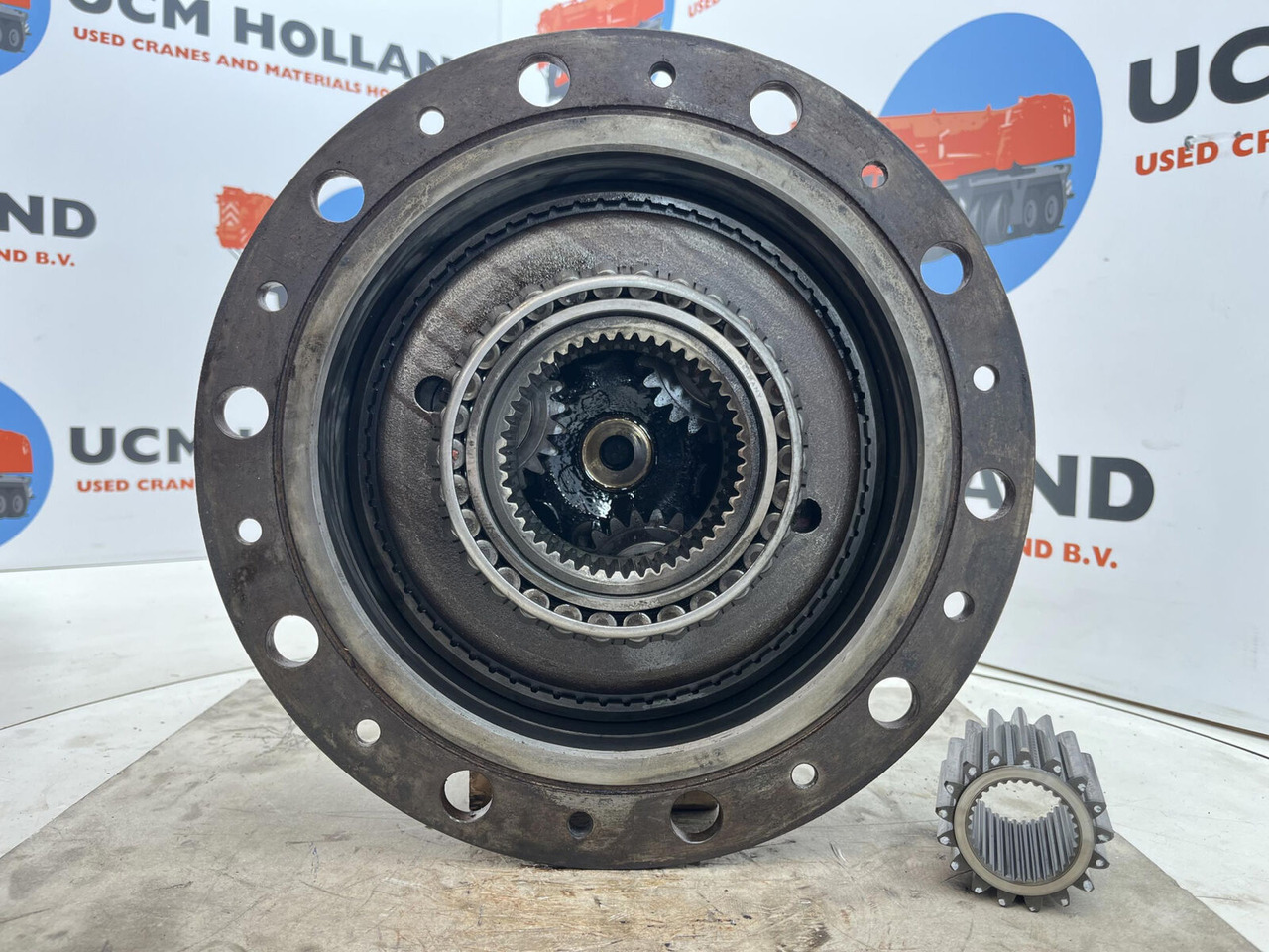 Terex AC 155 planetary gear 17-24-67-32-3pl-H135-46 - Bočni reduktor za Žerjav: slika 4 Terex AC 155 planetary gear 17-24-67-32-3pl-H135-46 - Bočni reduktor za Žerjav: slika 4