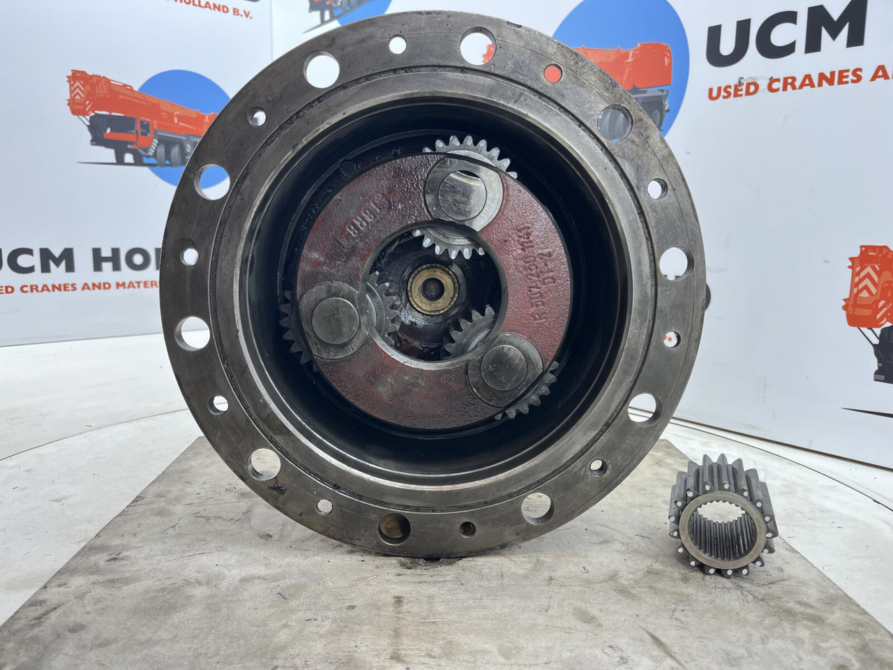 Terex AC 155 planetary gear 17-24-67-32-3pl-H135-46 - Bočni reduktor za Žerjav: slika 4 Terex AC 155 planetary gear 17-24-67-32-3pl-H135-46 - Bočni reduktor za Žerjav: slika 4