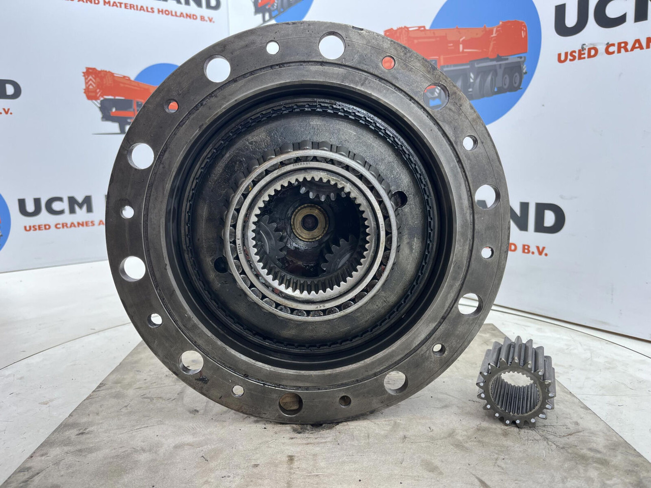 Terex AC 155 planetary gear 17-24-67-32-3pl-H135-46 - Bočni reduktor za Žerjav: slika 5 Terex AC 155 planetary gear 17-24-67-32-3pl-H135-46 - Bočni reduktor za Žerjav: slika 5