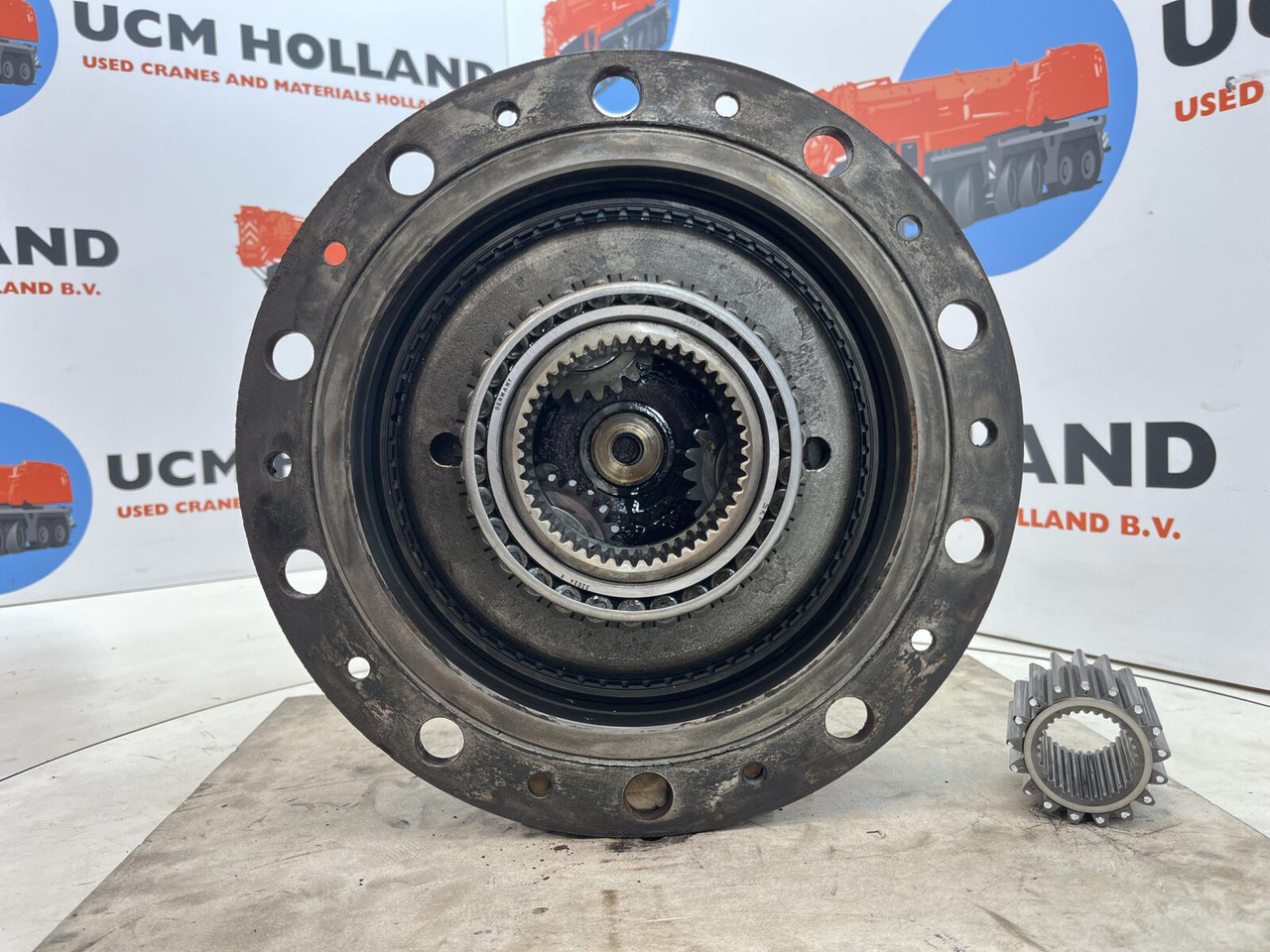 Terex AC 155 planetary gear 17-24-67-32-46-3-H135 - Bočni reduktor za Avtodvigalo: slika 3 Terex AC 155 planetary gear 17-24-67-32-46-3-H135 - Bočni reduktor za Avtodvigalo: slika 3