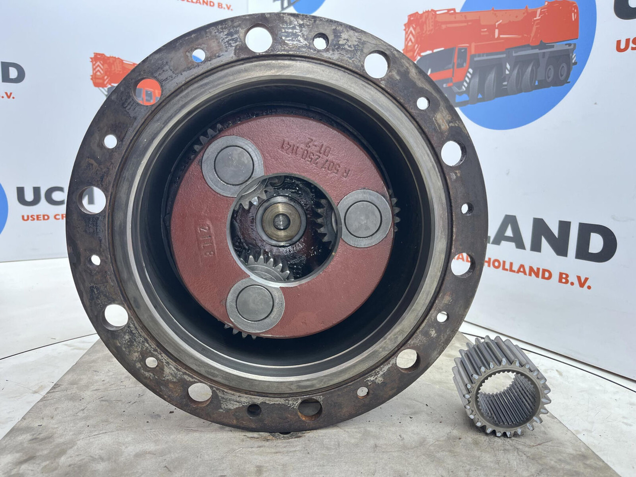 Terex AC 155 planetary gear 22-25-74-40-3pl-H135-46 - Bočni reduktor za Avtodvigalo: slika 4 Terex AC 155 planetary gear 22-25-74-40-3pl-H135-46 - Bočni reduktor za Avtodvigalo: slika 4