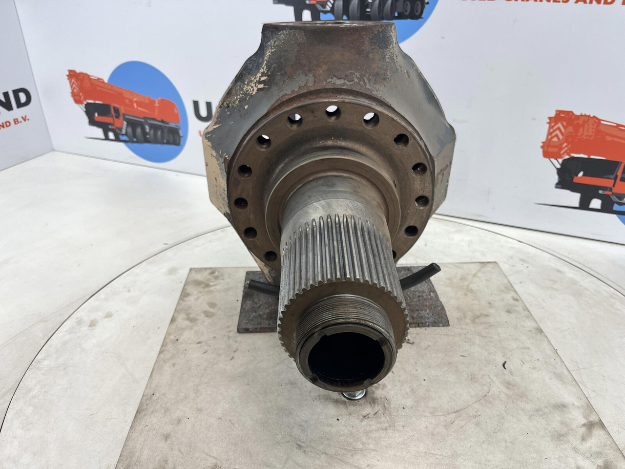 Terex AC 155 steering knuckle 16 holes axle 2 - Premnik za Avtodvigalo: slika 2 Terex AC 155 steering knuckle 16 holes axle 2 - Premnik za Avtodvigalo: slika 2