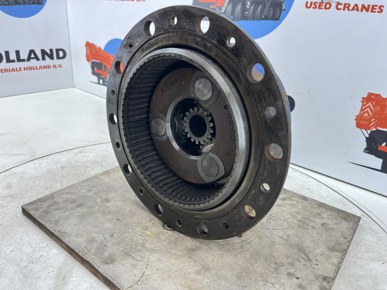 Terex AC 205 Planetary gear 17-24-67-32-3pl-H136-46 - Bočni reduktor za Avtodvigalo: slika 3 Terex AC 205 Planetary gear 17-24-67-32-3pl-H136-46 - Bočni reduktor za Avtodvigalo: slika 3
