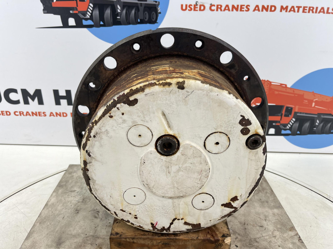 Terex AC 35 planetary gear 22-25-74-40-4pl-H137-46 - Bočni reduktor za Avtodvigalo: slika 1 Terex AC 35 planetary gear 22-25-74-40-4pl-H137-46 - Bočni reduktor za Avtodvigalo: slika 1