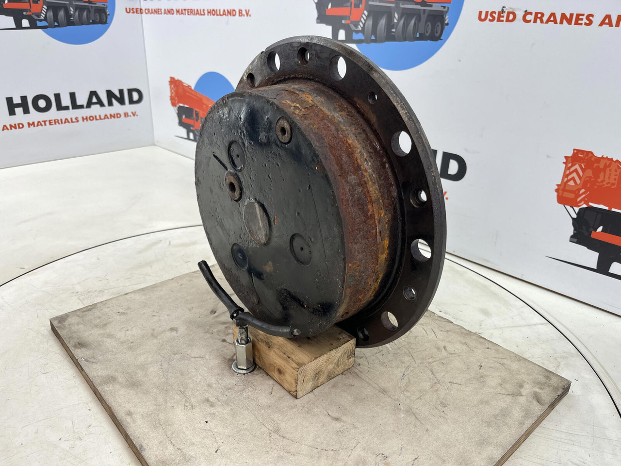 Terex AC 40-1 city planetary drive 17-24-67-32-3pl-H85-42 - Bočni reduktor za Avtodvigalo: slika 2 Terex AC 40-1 city planetary drive 17-24-67-32-3pl-H85-42 - Bočni reduktor za Avtodvigalo: slika 2