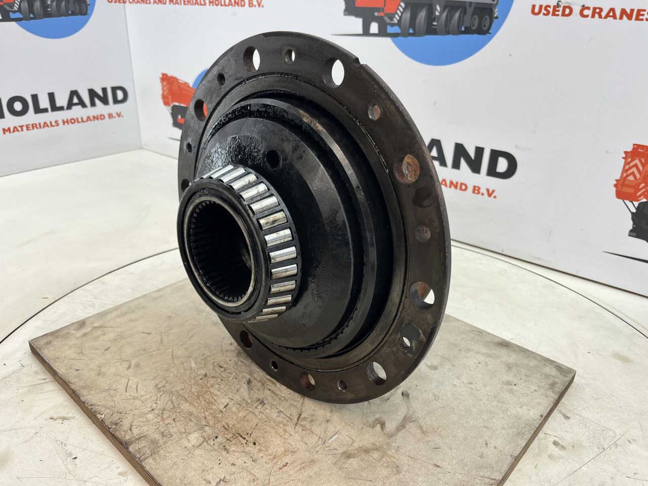 Terex AC 40-1 city planetary drive 17-24-67-32-3pl-H85-42 - Bočni reduktor za Avtodvigalo: slika 3 Terex AC 40-1 city planetary drive 17-24-67-32-3pl-H85-42 - Bočni reduktor za Avtodvigalo: slika 3