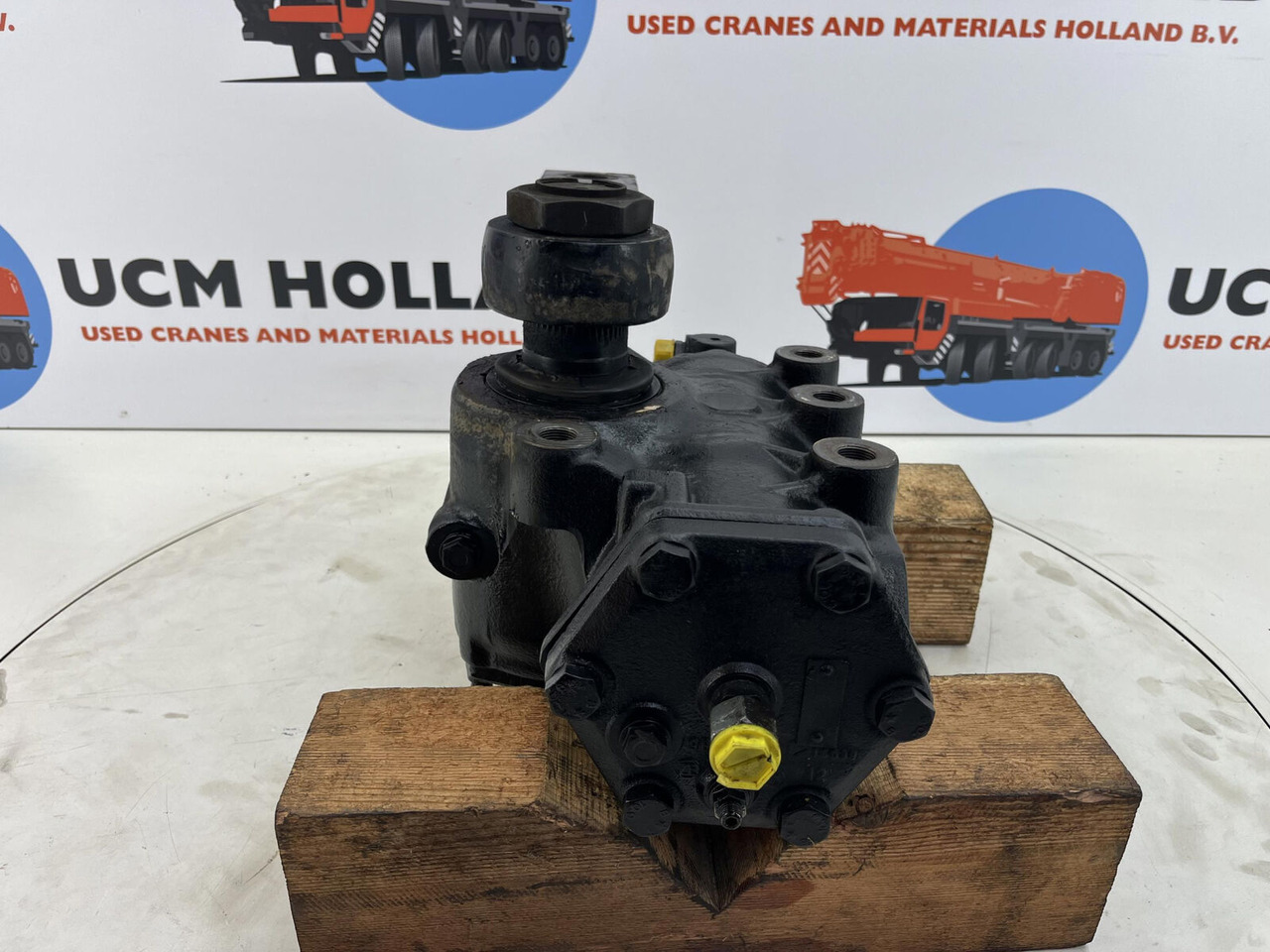 Terex AC 50-1 steering box with lever - Volanska letev za Avtodvigalo: slika 4 Terex AC 50-1 steering box with lever - Volanska letev za Avtodvigalo: slika 4