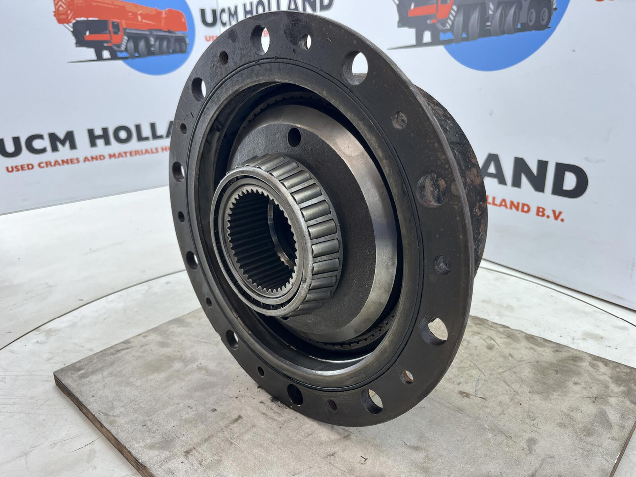 Terex AC 50 planetary gear 17-24-67-32-3pl-H135-42 - Bočni reduktor za Avtodvigalo: slika 3 Terex AC 50 planetary gear 17-24-67-32-3pl-H135-42 - Bočni reduktor za Avtodvigalo: slika 3