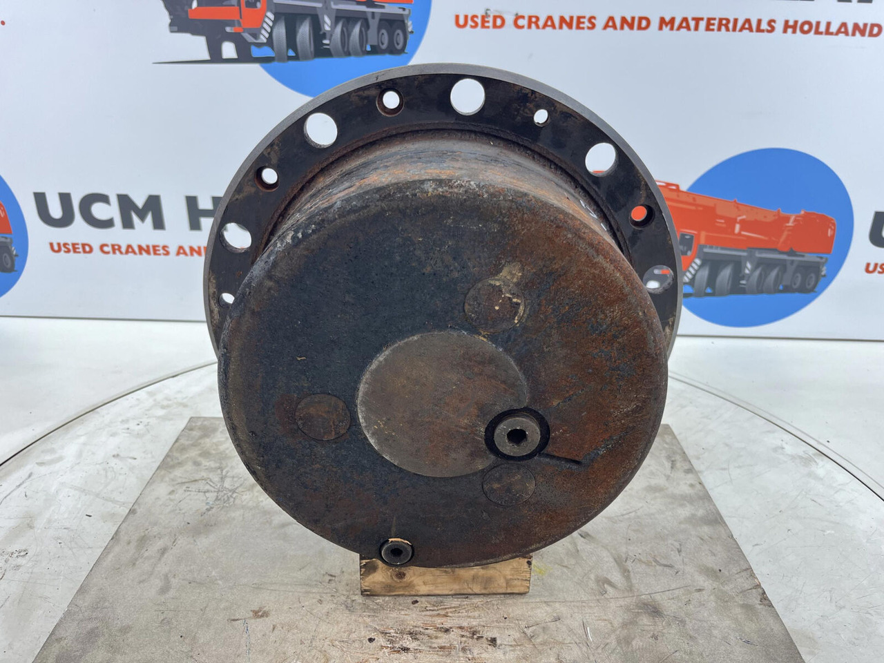 Terex AC 50 planetary gear 17-24-67-32-3pl-H135-42 - Bočni reduktor za Avtodvigalo: slika 1 Terex AC 50 planetary gear 17-24-67-32-3pl-H135-42 - Bočni reduktor za Avtodvigalo: slika 1