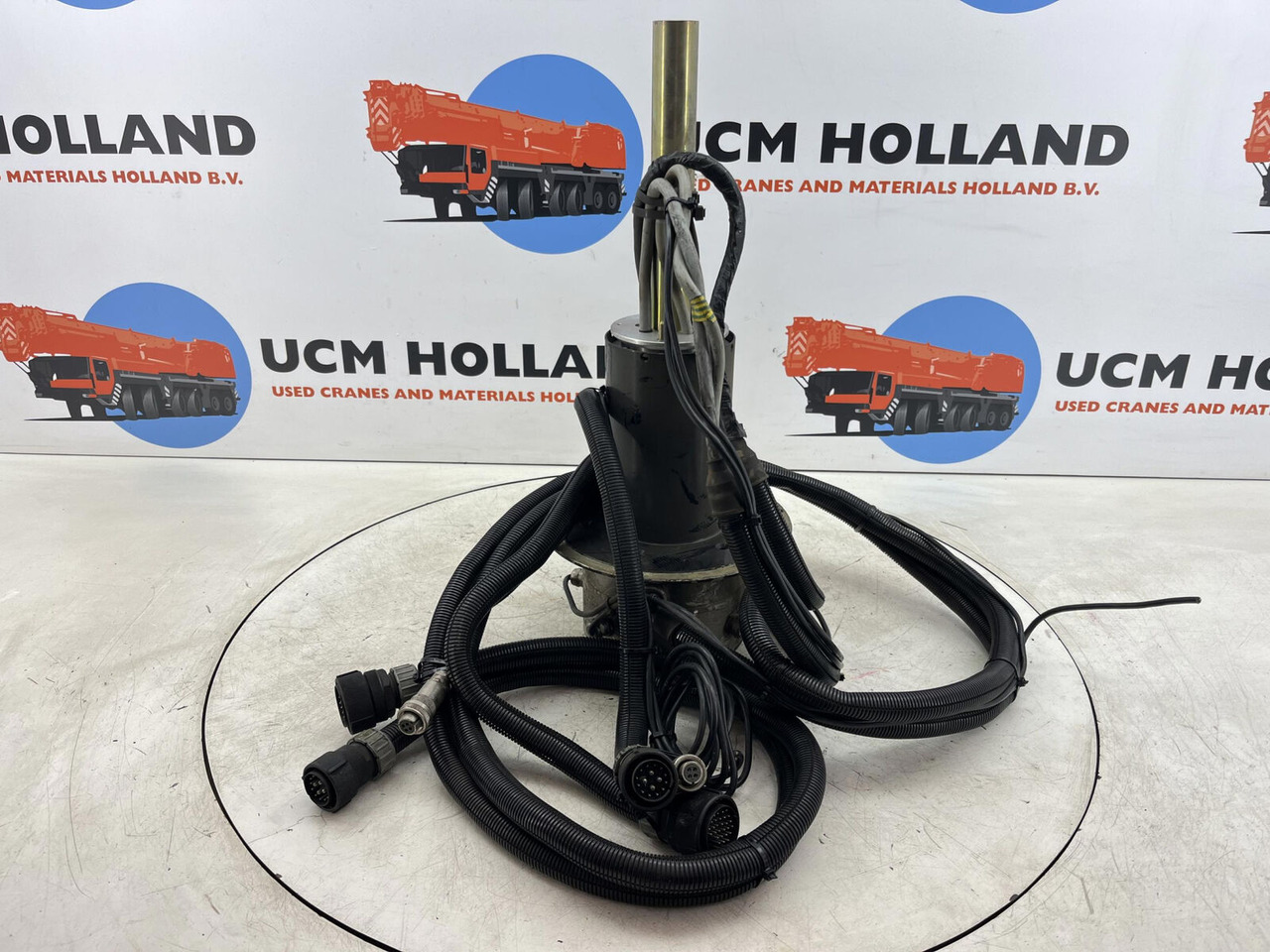 Terex AC slip ring assy - Električni sistem za Žerjav: slika 2 Terex AC slip ring assy - Električni sistem za Žerjav: slika 2