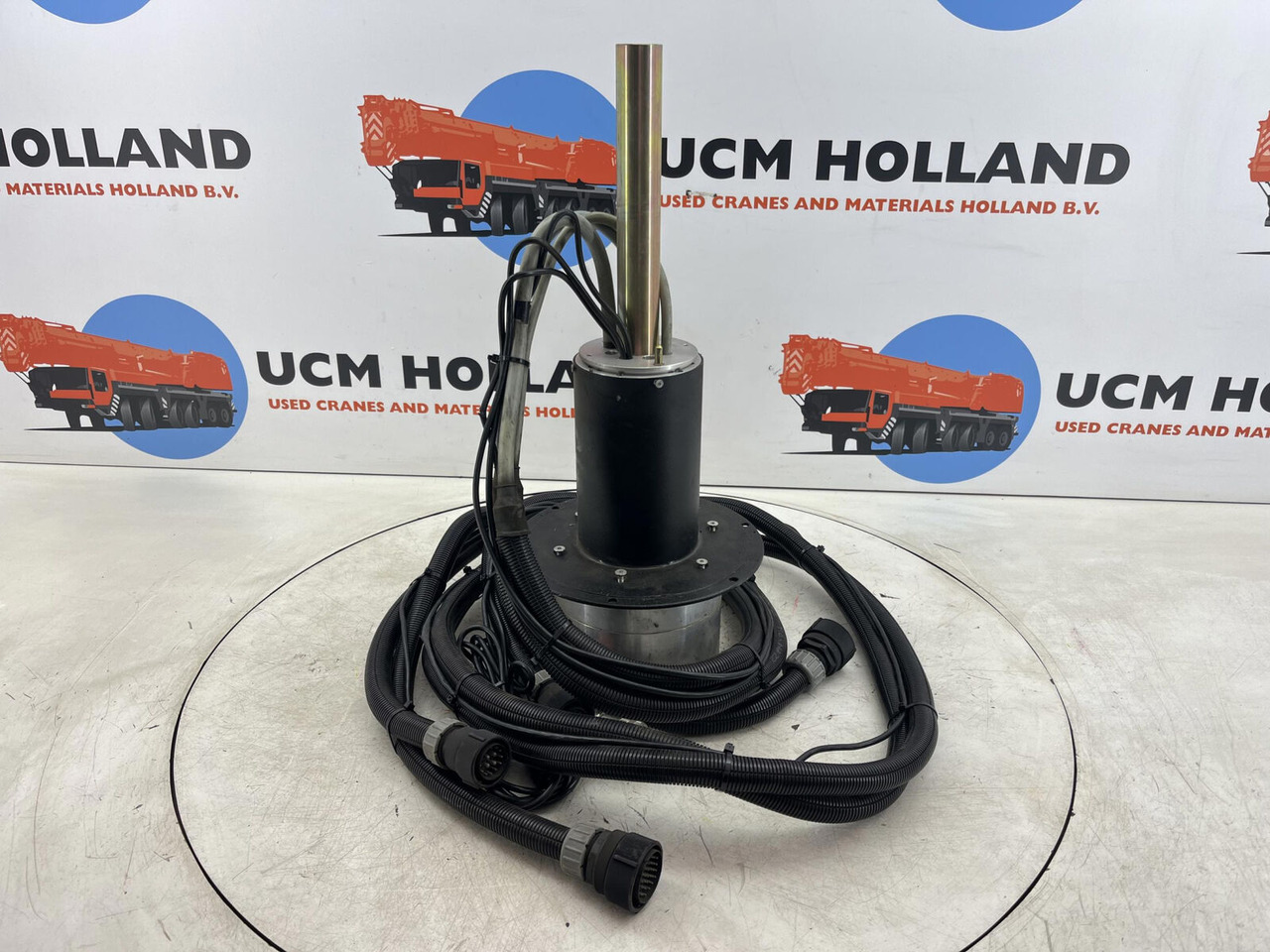 Terex AC slip ring assy - Električni sistem za Žerjav: slika 2 Terex AC slip ring assy - Električni sistem za Žerjav: slika 2