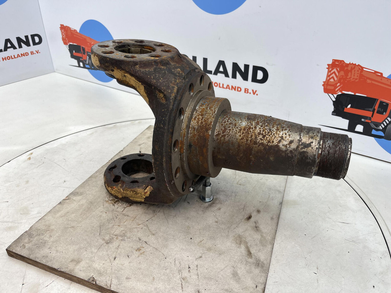 Terex HC 340 Steering knuckle 12 holes axle 2 - Premnik za Žerjav: slika 3 Terex HC 340 Steering knuckle 12 holes axle 2 - Premnik za Žerjav: slika 3