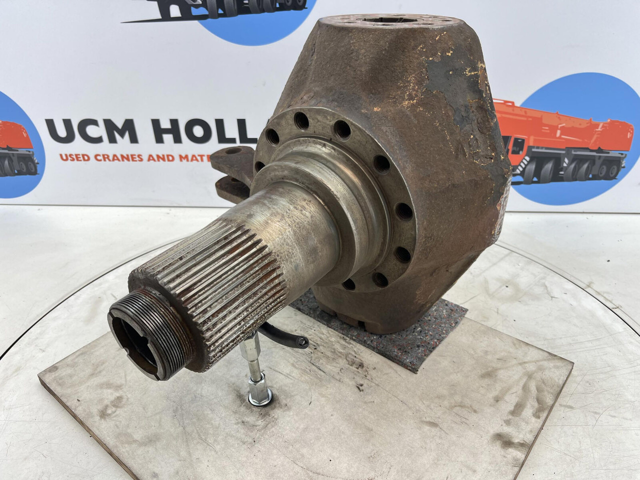 Terex HC 340 Steering knuckle 12 holes axle 6 - Premnik za Avtodvigalo: slika 1 Terex HC 340 Steering knuckle 12 holes axle 6 - Premnik za Avtodvigalo: slika 1