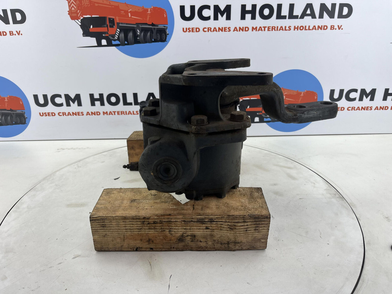 Terex ZF Steering box 135bar - Volanska letev za Žerjav: slika 2 Terex ZF Steering box 135bar - Volanska letev za Žerjav: slika 2