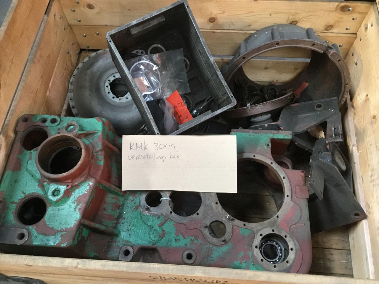 ZF KMK 3045 gearbox ZF 6WG200 - Menjalnik za Avtodvigalo: slika 1 ZF KMK 3045 gearbox ZF 6WG200 - Menjalnik za Avtodvigalo: slika 1
