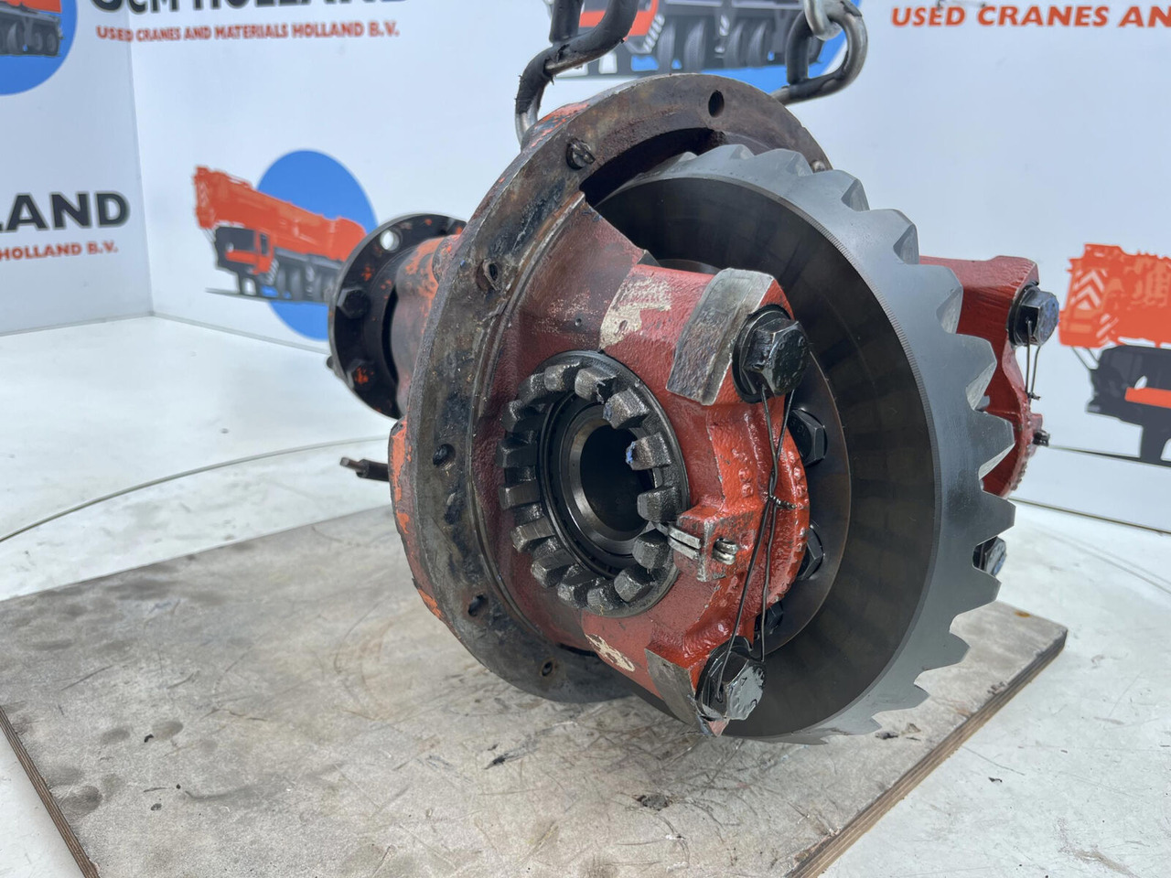 ZF LT 1055 end differential 14x29 - Diferencialni menjalnik za Avtodvigalo: slika 1 ZF LT 1055 end differential 14x29 - Diferencialni menjalnik za Avtodvigalo: slika 1