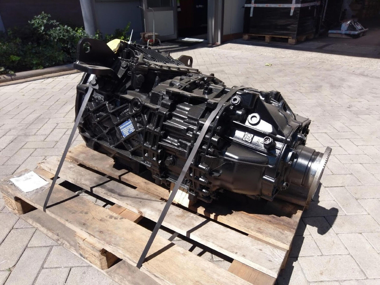 ZF LTM 1055-3.2 gearbox Astronic 12 AS 2302 - Menjalnik za Avtodvigalo: slika 3 ZF LTM 1055-3.2 gearbox Astronic 12 AS 2302 - Menjalnik za Avtodvigalo: slika 3