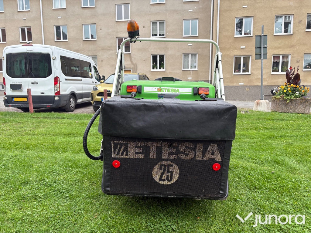 Åkgräsklippare Etesia Hydro 124 D - Vrtna kosilnica: slika 5 Åkgräsklippare Etesia Hydro 124 D - Vrtna kosilnica: slika 5