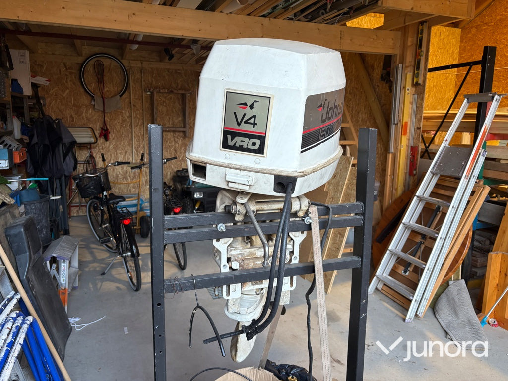 Båtmotor - Johnson V4 VRO 120 hk - Motor za Drugi stroj: slika 3 Båtmotor - Johnson V4 VRO 120 hk - Motor za Drugi stroj: slika 3