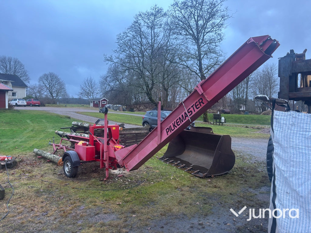 Vedmaskin - Pilkemaster - Gozdarska oprema: slika 1 Vedmaskin - Pilkemaster - Gozdarska oprema: slika 1