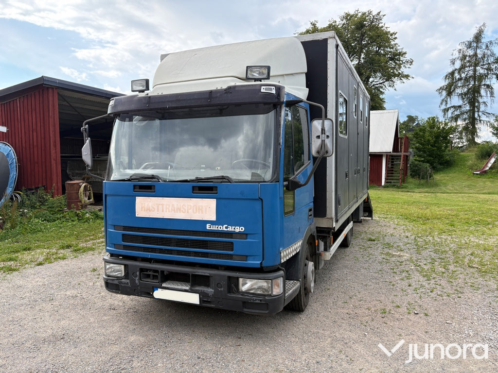 Hästtransport Iveco EuroCargo 85E18 - Tovornjak za prevoz konj: slika 2 Hästtransport Iveco EuroCargo 85E18 - Tovornjak za prevoz konj: slika 2