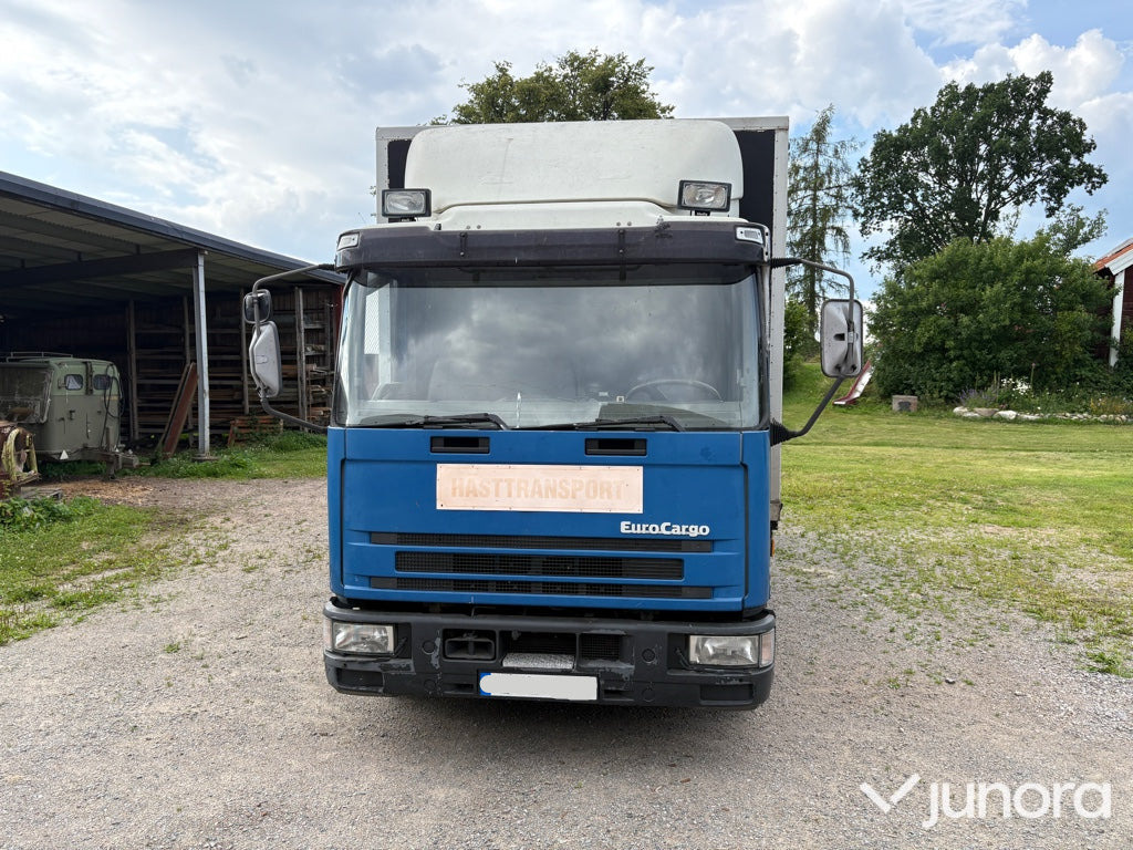 Hästtransport Iveco EuroCargo 85E18 - Tovornjak za prevoz konj: slika 3 Hästtransport Iveco EuroCargo 85E18 - Tovornjak za prevoz konj: slika 3