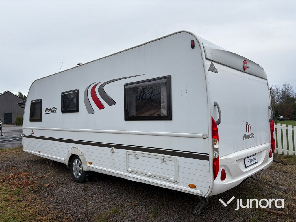 Husvagn - BÜRSTNER GMBH Averso Nordic - Počitniška prikolica: slika 4 Husvagn - BÜRSTNER GMBH Averso Nordic - Počitniška prikolica: slika 4