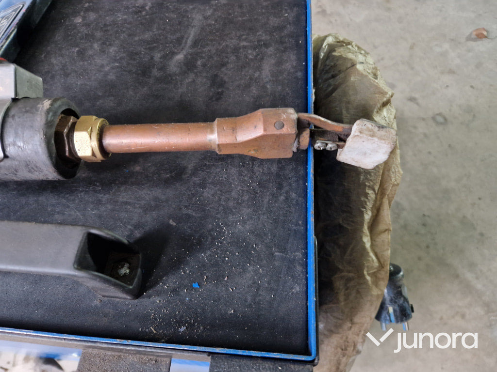 Induktionsvärmare - Teknel 300 - Gradbeni grelec: slika 2 Induktionsvärmare - Teknel 300 - Gradbeni grelec: slika 2