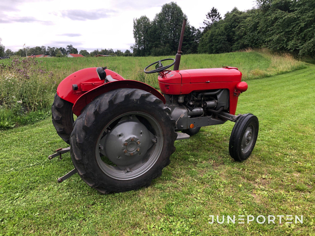 Massey Ferguson 25 - Traktor: slika 4 Massey Ferguson 25 - Traktor: slika 4