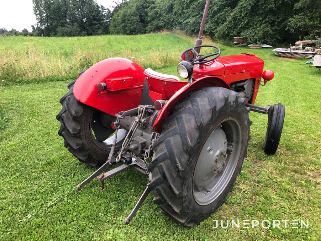 Massey Ferguson 25 - Traktor: slika 3 Massey Ferguson 25 - Traktor: slika 3