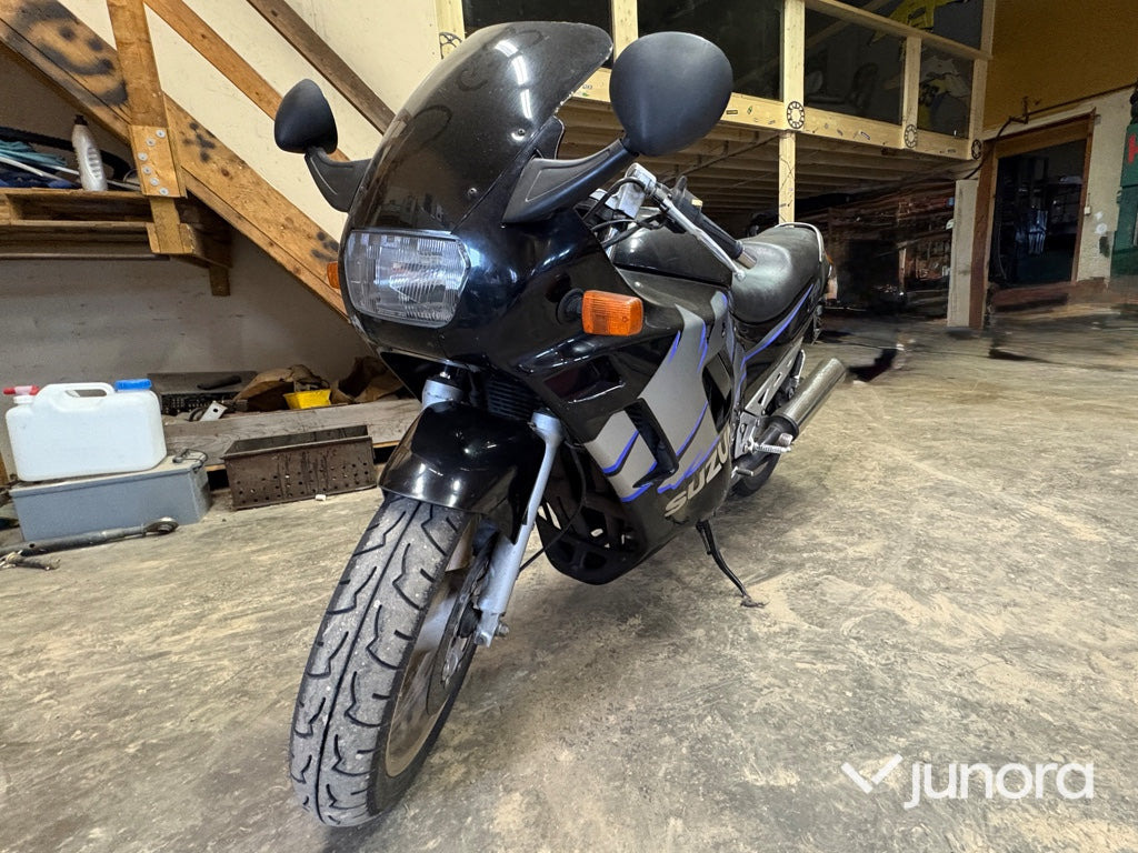 Motorcykel - SUZUKI GSX 750 F - Motorno kolo: slika 1 Motorcykel - SUZUKI GSX 750 F - Motorno kolo: slika 1