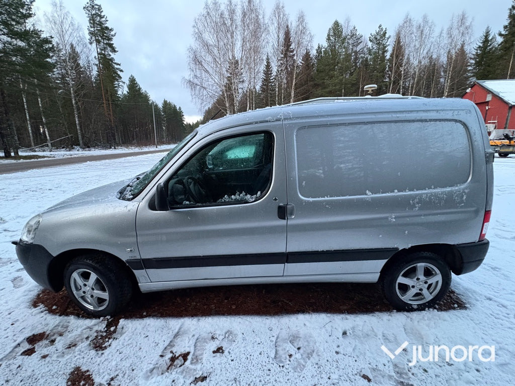 Skåpbil - Peugeot Partner 1,6hdi - Mali kombi: slika 2 Skåpbil - Peugeot Partner 1,6hdi - Mali kombi: slika 2