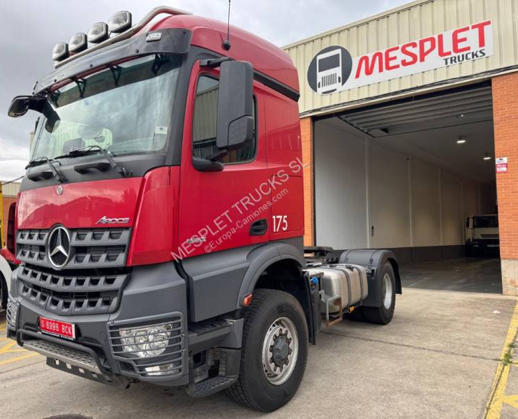 Mercedes Arocs 1853 - Vlačilec: slika 1 Mercedes Arocs 1853 - Vlačilec: slika 1