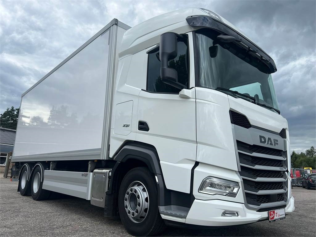 DAF XF480 FAS 6x2 - Tovornjak zabojnik: slika 4 DAF XF480 FAS 6x2 - Tovornjak zabojnik: slika 4