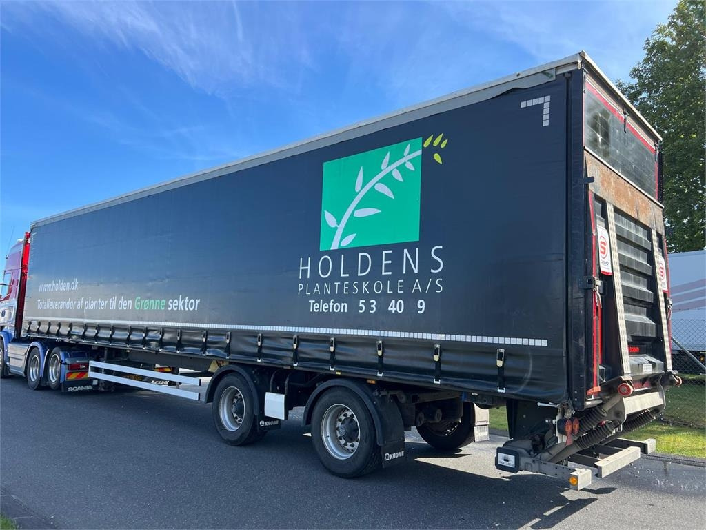 Krone 13,6 mtr gardin - lodretstående lift - Polprikolica s ponjavo: slika 1 Krone 13,6 mtr gardin - lodretstående lift - Polprikolica s ponjavo: slika 1