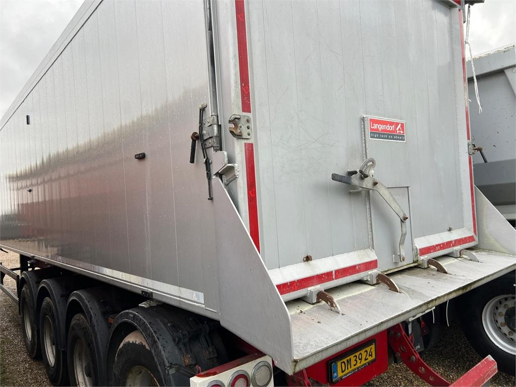 Langendorf SKA36 60m3 alu kasse med plastindlæg - Kiper polprikolica: slika 4 Langendorf SKA36 60m3 alu kasse med plastindlæg - Kiper polprikolica: slika 4