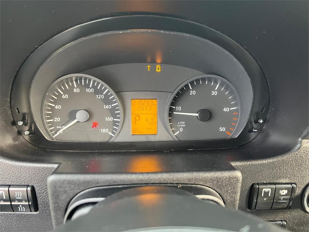 Tovornjak zabojnik Mercedes-Benz Sprinter 516 CDI: slika 13